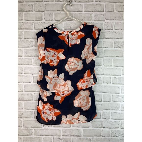 Cabi Women's Black Floral Keyhole Back Blouson Sleeveless Top Size Small - Picture 2 of 7